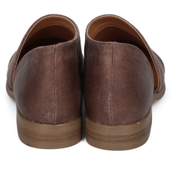 Qupid Tuxedo-68 Leatherette Pointy Toe Extreme Cut Out Ankle Bootie - Picture 5 of 12